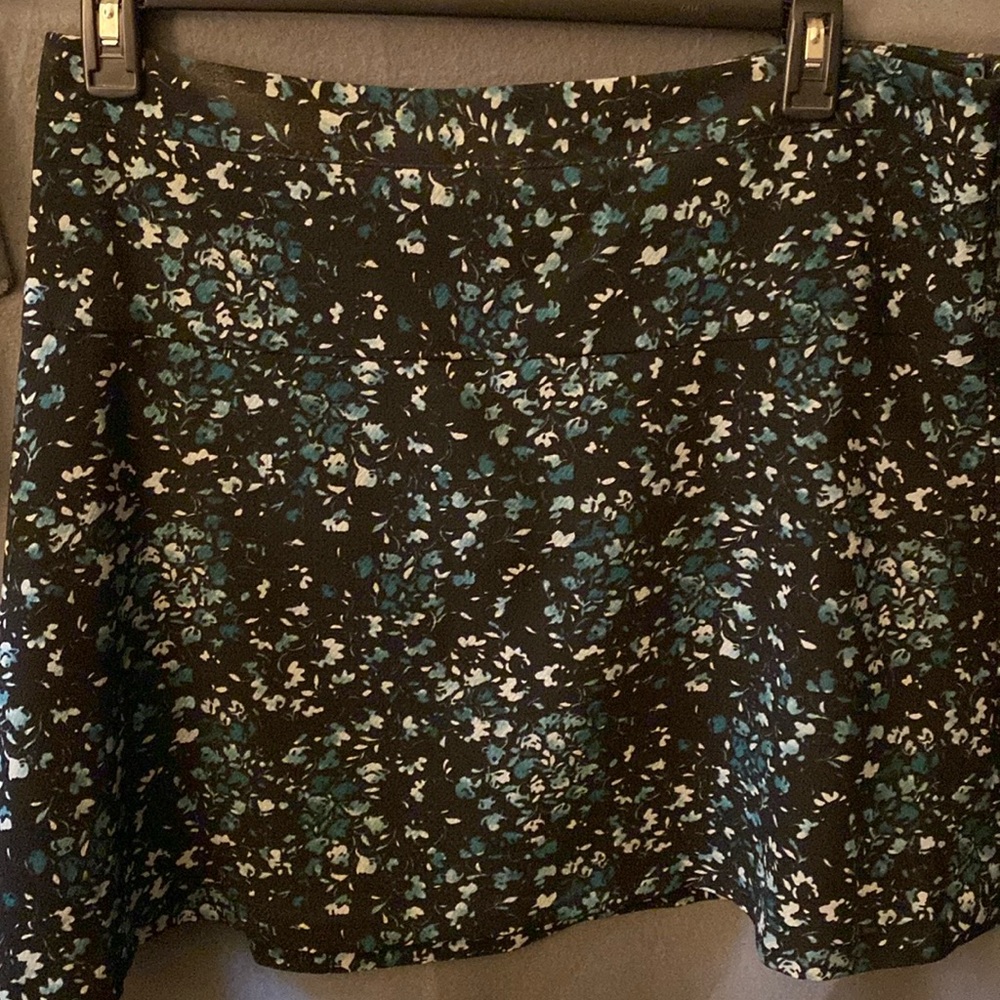 Women’s skirt